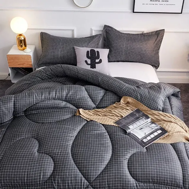 Classic Polyester Full Size Color Fixing Home Use Printing Duvet by FNH