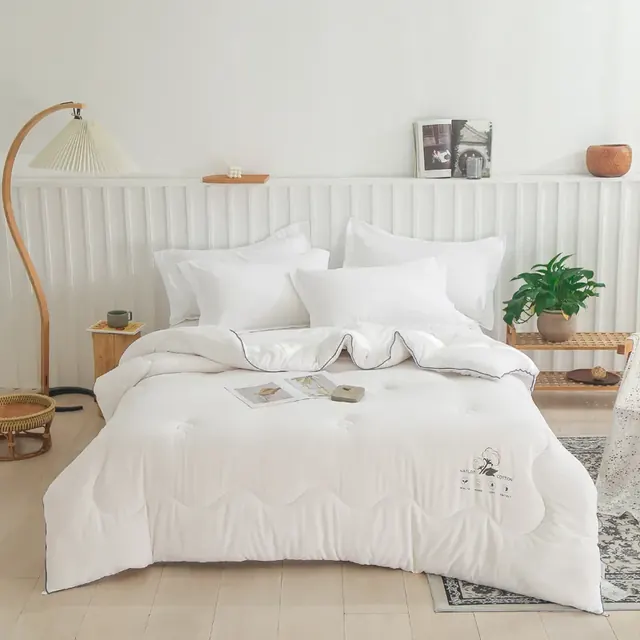 Cotton King Size White Piping Duvet by FNH
