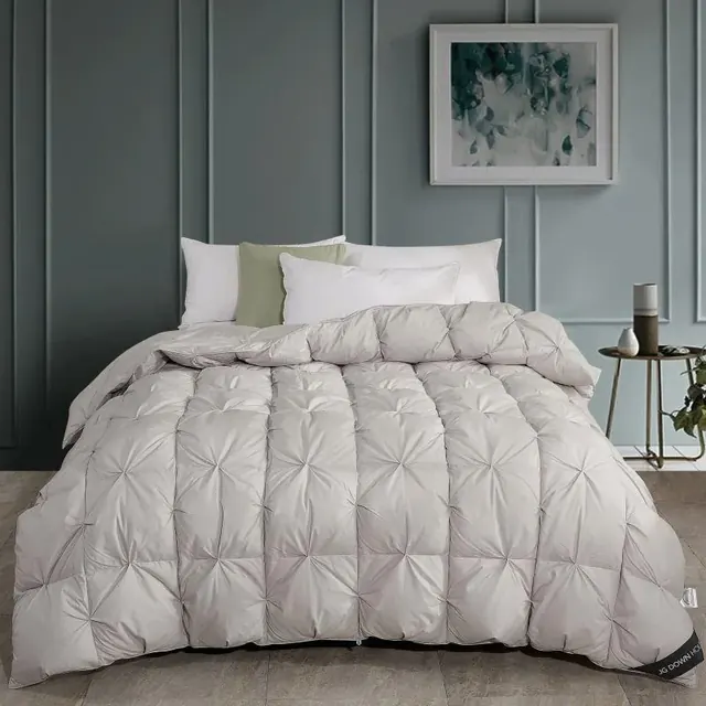 Feminine Light Gray Twisted Flower Style Super King Size Goose Down And Duvet by FNH