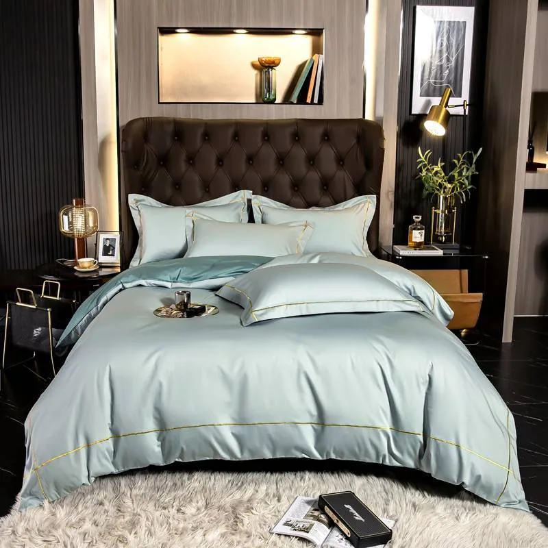 Luxury Quilt Satin Cotton Duvet by FNH