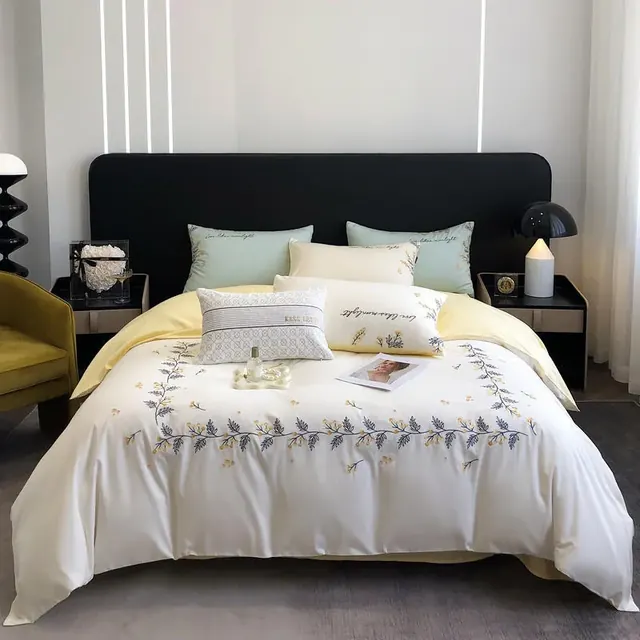 Hotel Linen White Stipe 100% Cotton Winter Bed Sheet by FNH