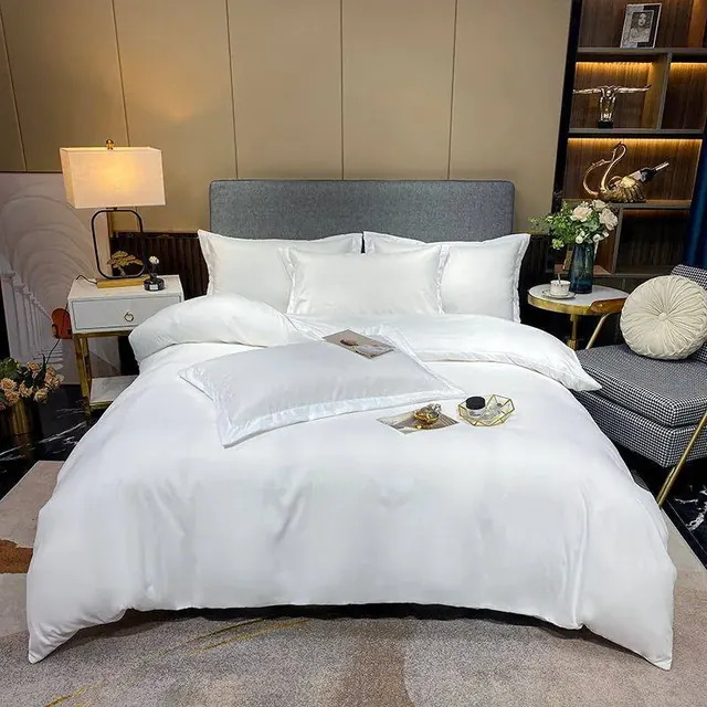 White Sheets Hotels And Hospitals Used Type Bedding Set by FNH