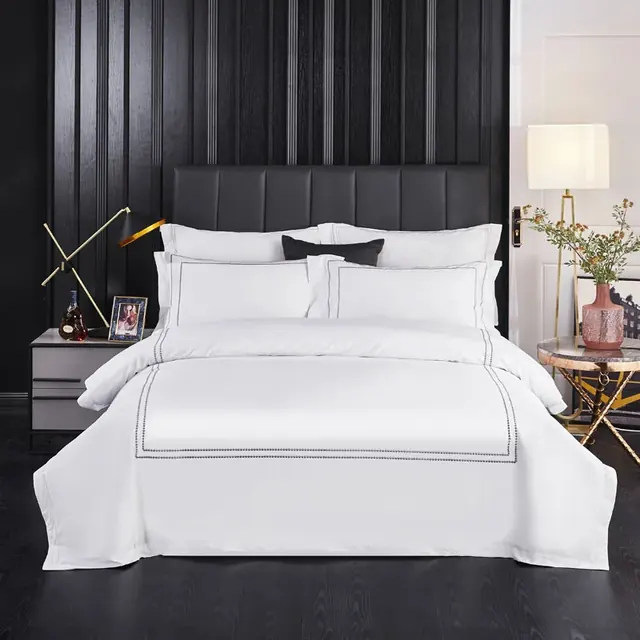 Inspiration Embroidery 100% Cotton Fabric Hotel Bedding Set by FNH