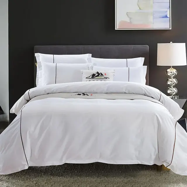Modern Style White Sateen Quilt Cover Bed Sheet by FNH