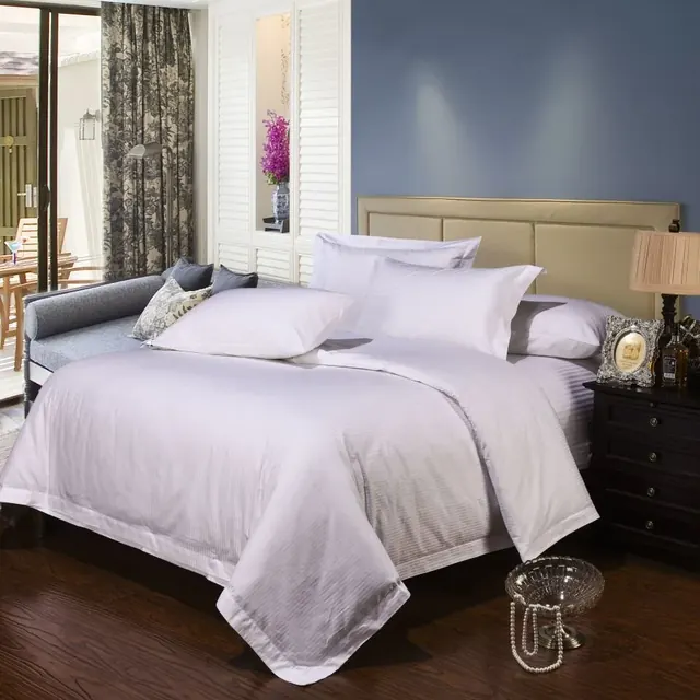 100% Cotton 0.5 cm Stripe Hotel Bedding Sets Hotel Bedding Set by FNH