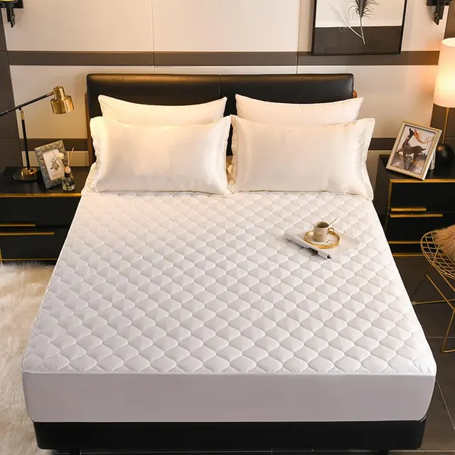 White Super King Size Stitch Fitted Mattress Protector by FNH